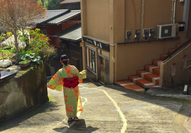 旅の思い出に温泉街を浴衣でお散歩 安くて手軽に可愛くなれる黒川温泉レンタル浴衣のご案内 Smo南小国